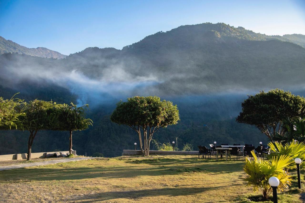 Gateway Himalaya Resort Ghanpokhara Ngoại thất bức ảnh