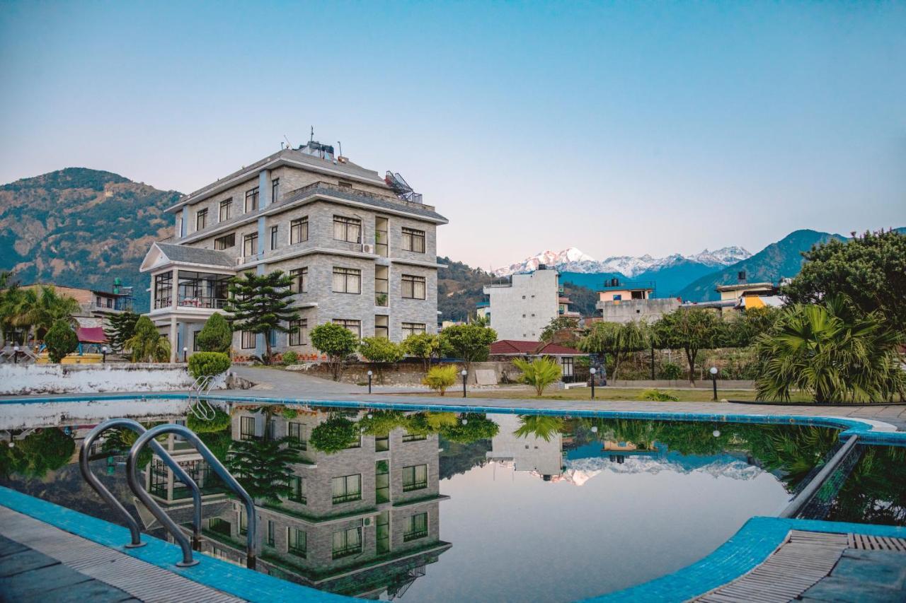 Gateway Himalaya Resort Ghanpokhara Ngoại thất bức ảnh